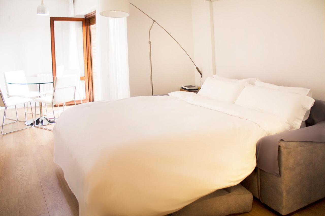 Apartamento Con Vistas En Centro Historico Zaragoza Exteriör bild